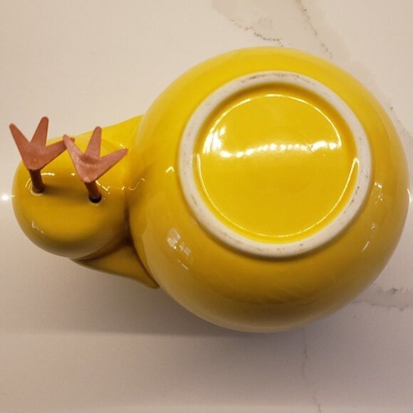 Vintage Set of 2 Vintage Yellow Chick Hugging Egg Planter Tall Strawberr… - Picture 7 of 13